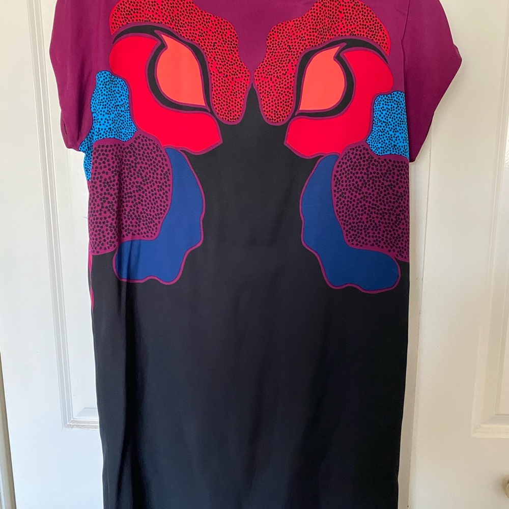 Diane Von Fustenberg sheath dress